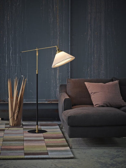 Le Klint - Floor lamp 349 - CHILLIGHT STORE