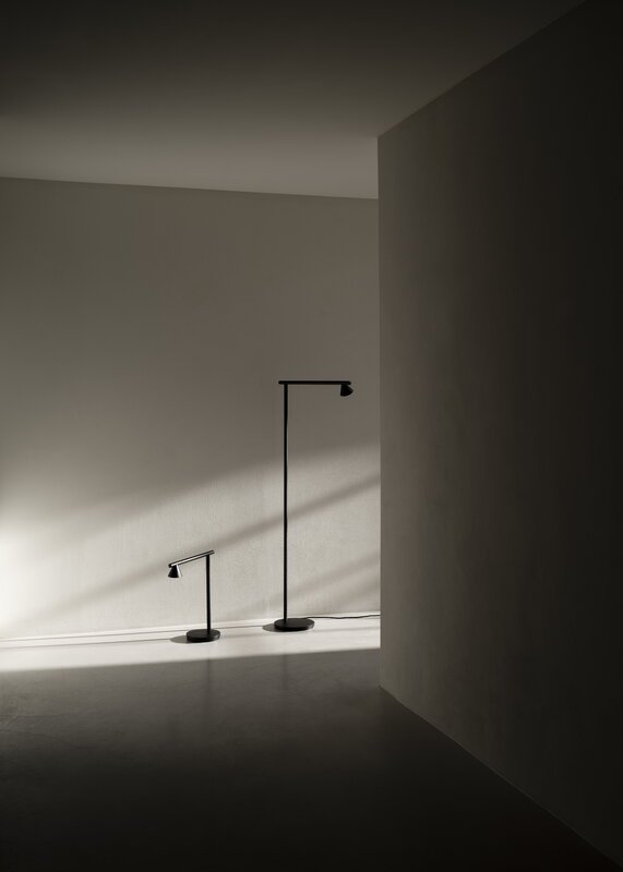 AGO - Probe floor lamp - CHILLIGHT STORE